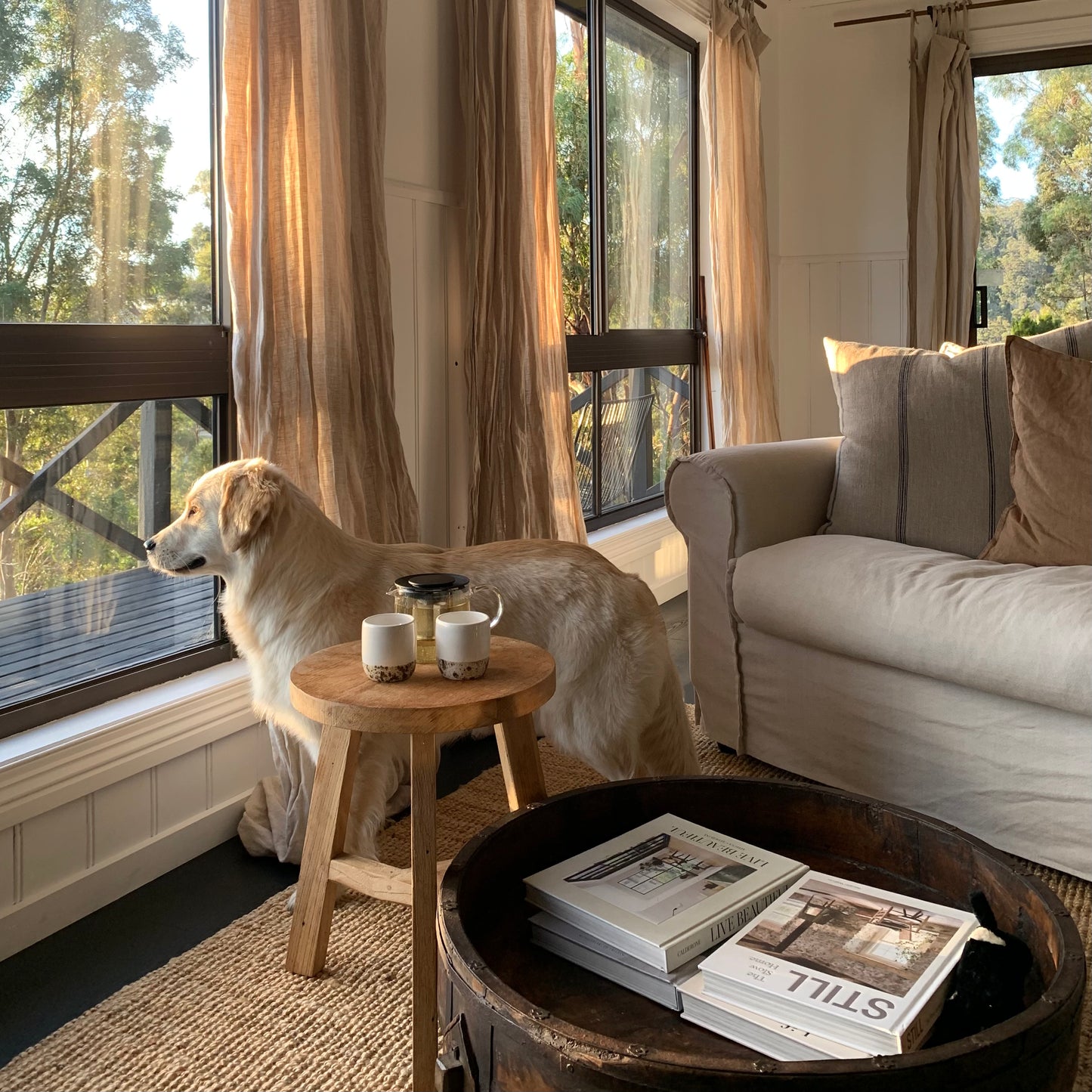 Créme Tea Cup and Saucer Set