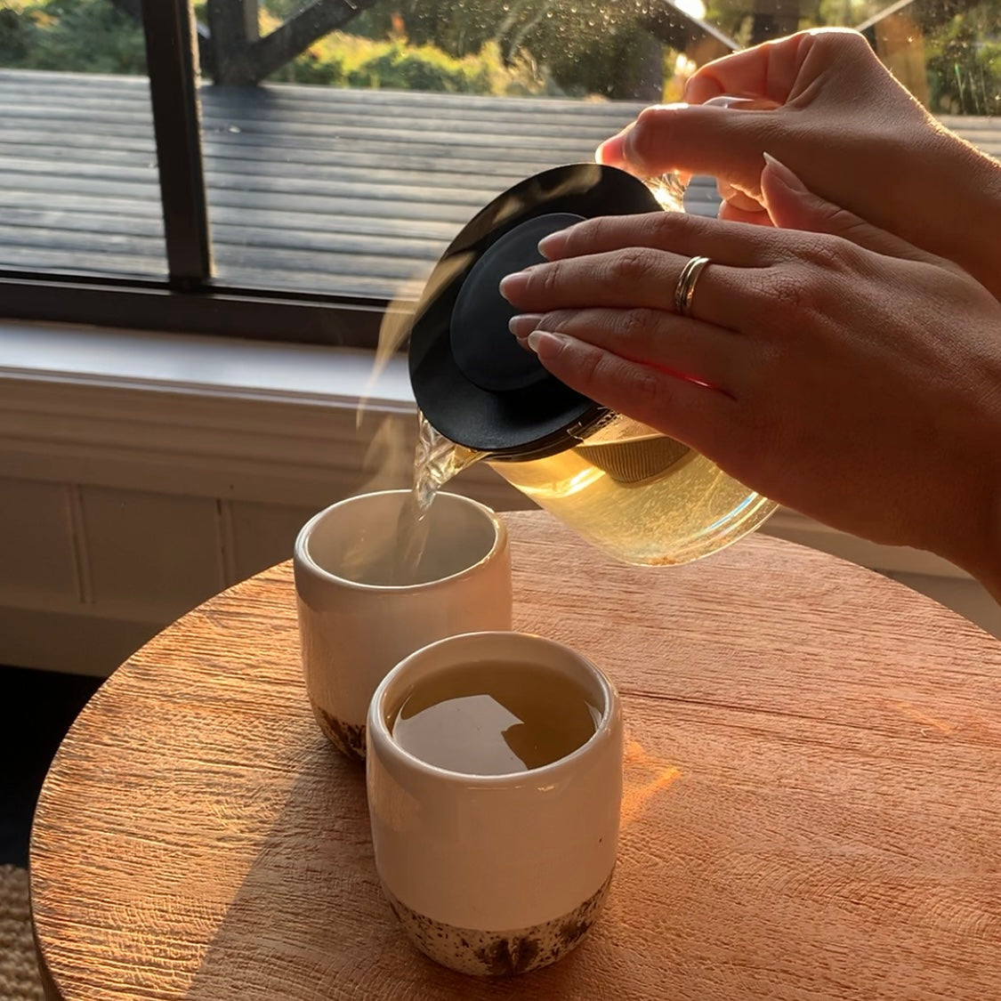 Créme Tea Cup and Saucer Set